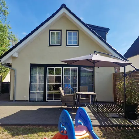 Schicke Neue Ferienwohnung Brême Extérieur photo