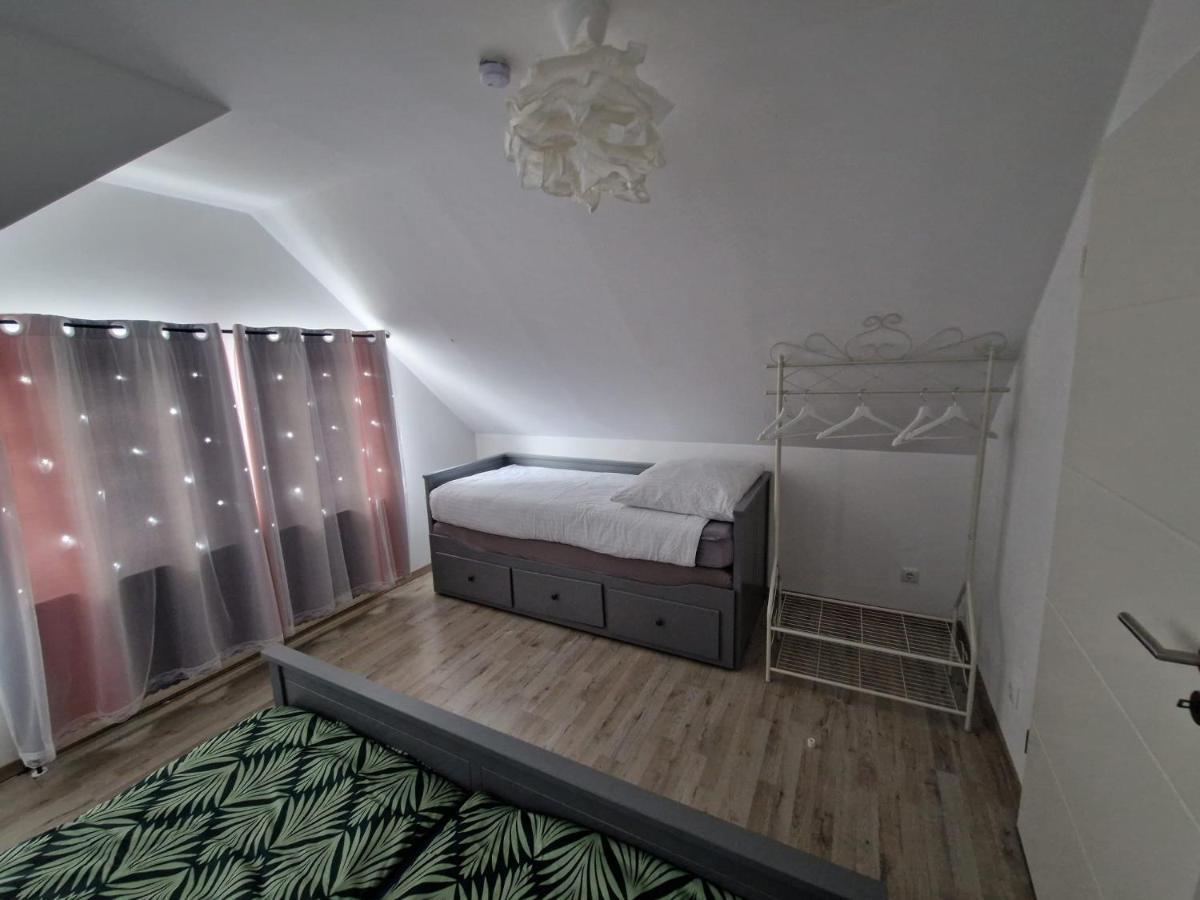Schicke Neue Apartment