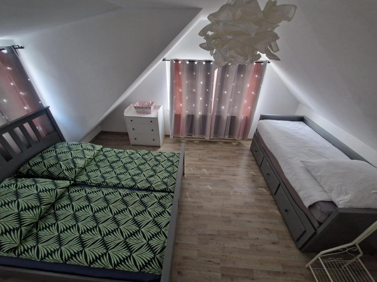 Schicke Neue Apartment