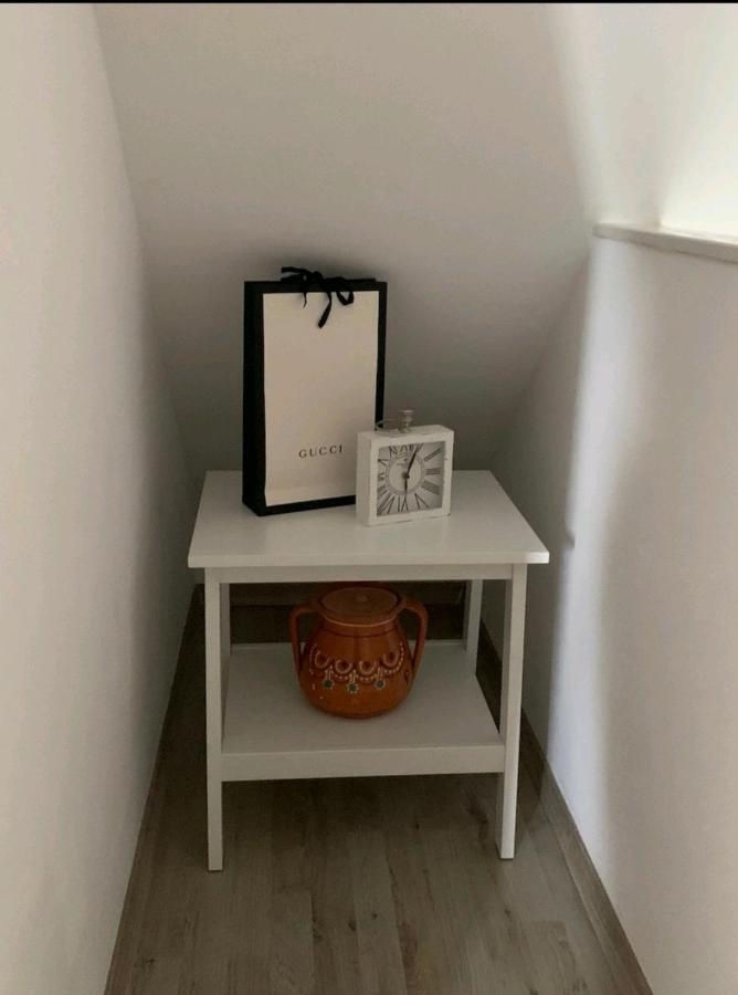 Schicke Neue Apartment