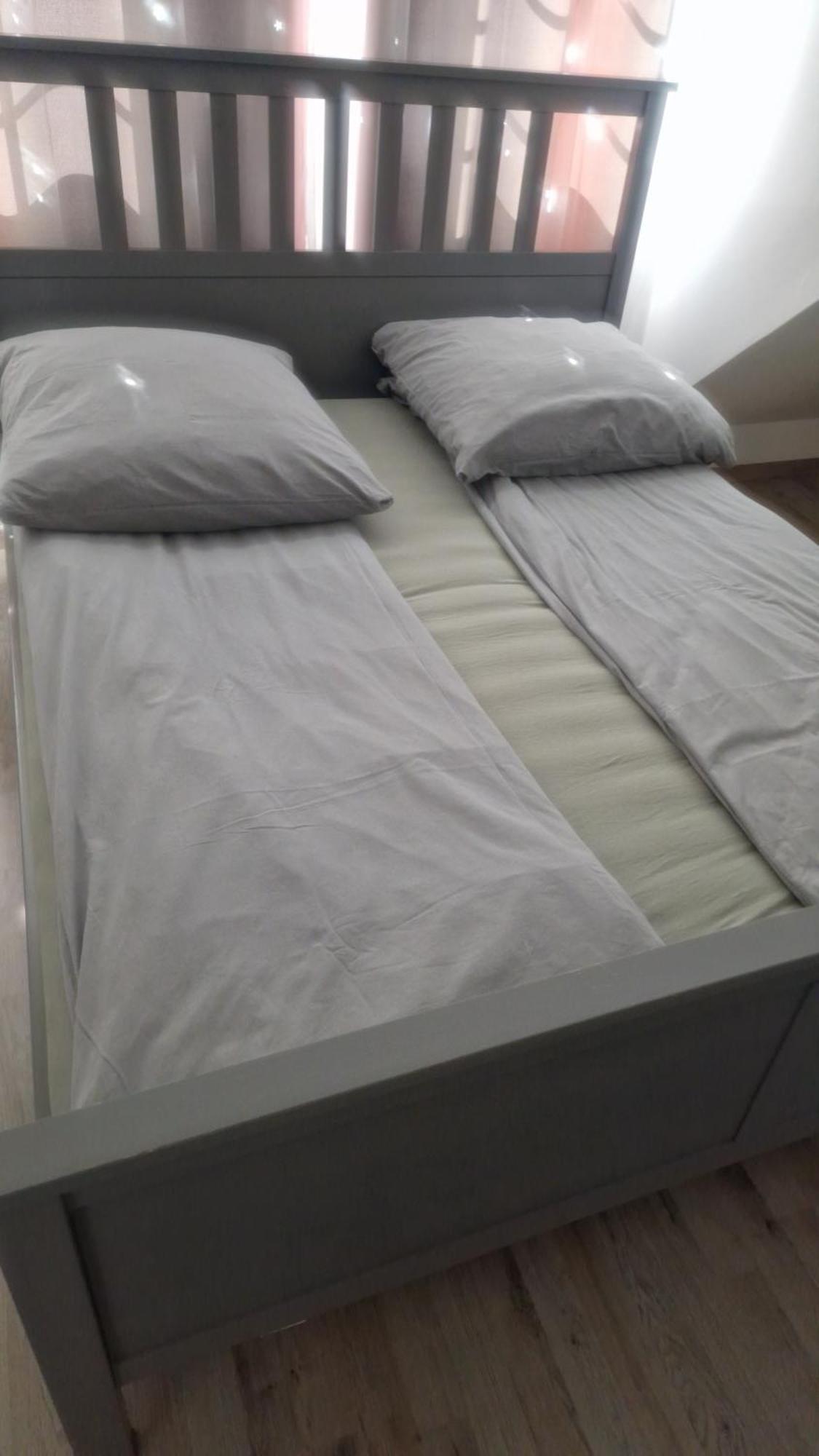 Schicke Neue *